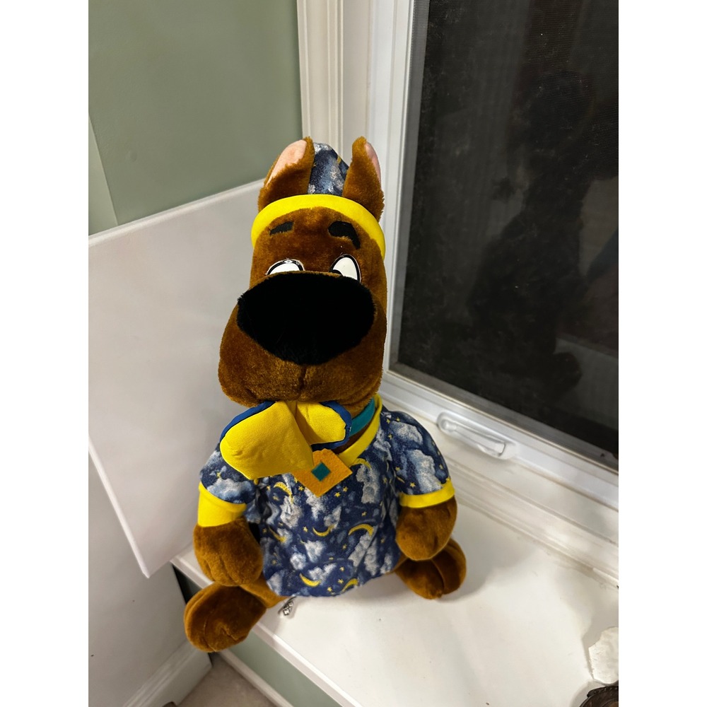 Cartoon Network Scooby-Doo Pajamas Nightcap Plush 24" Play By Play Stuffed Toy